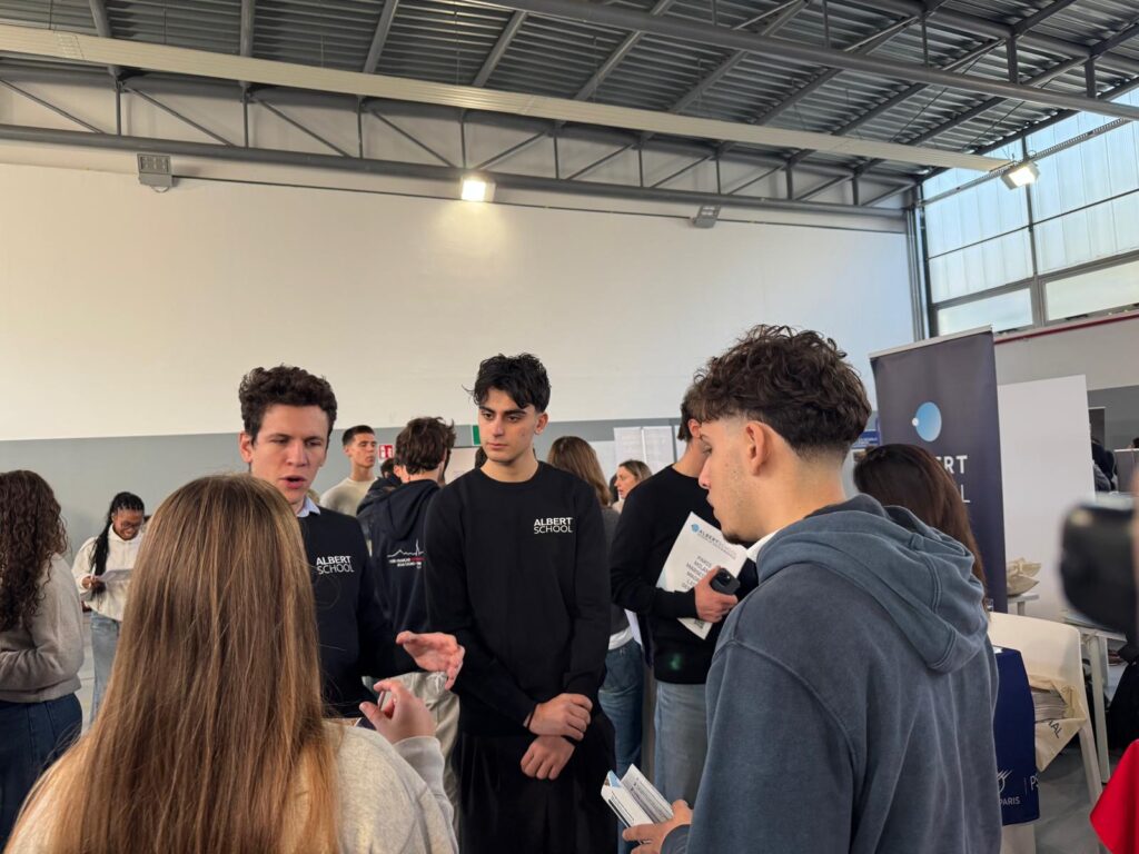 Les écoles et universités avec nos élèves