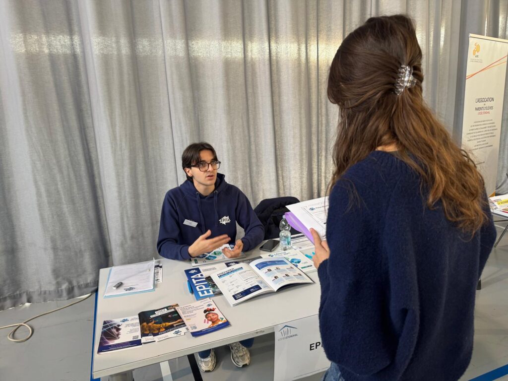 Les écoles et universités avec nos élèves